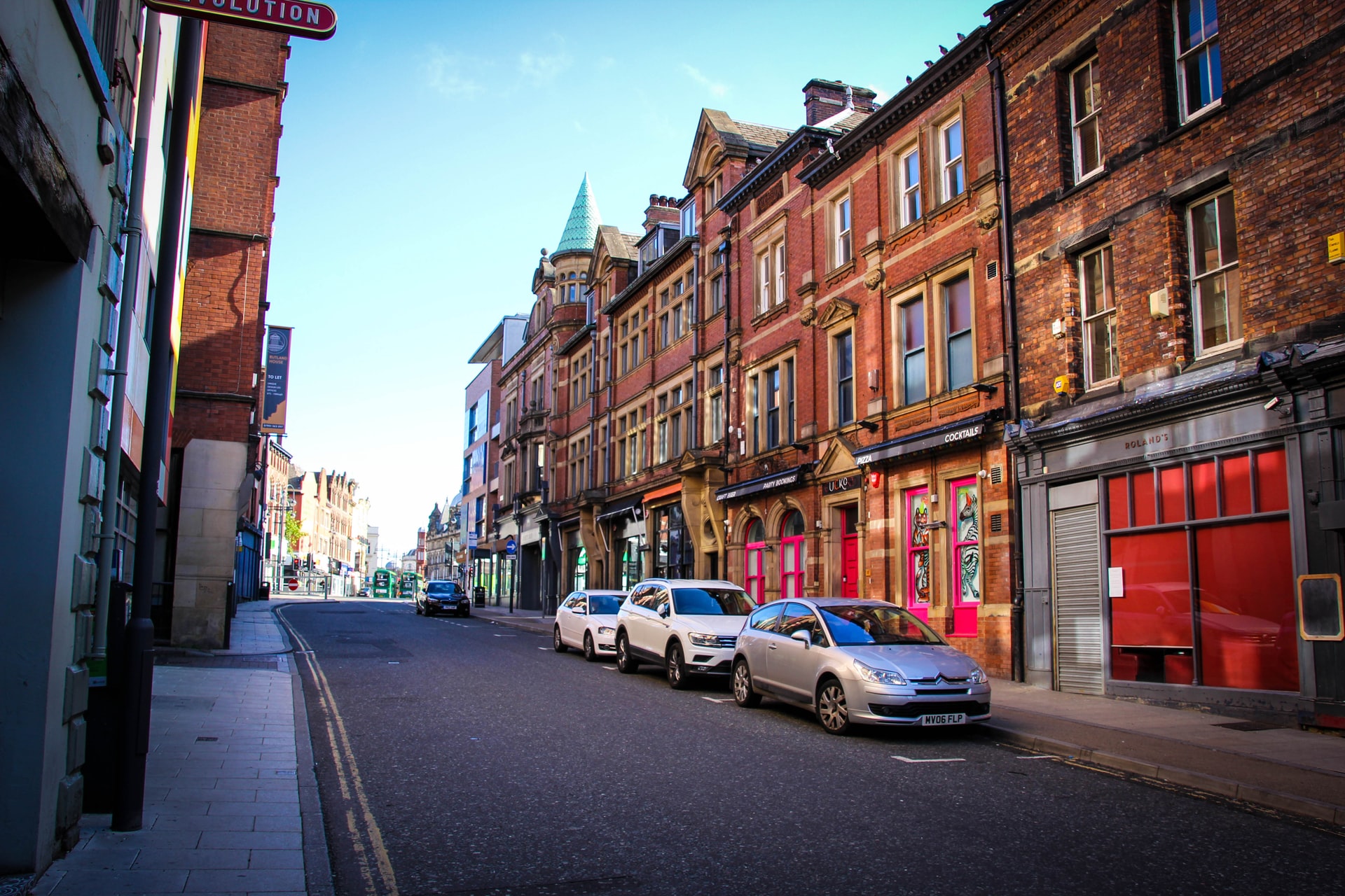 Street-gary-butterfield-RwgBQI