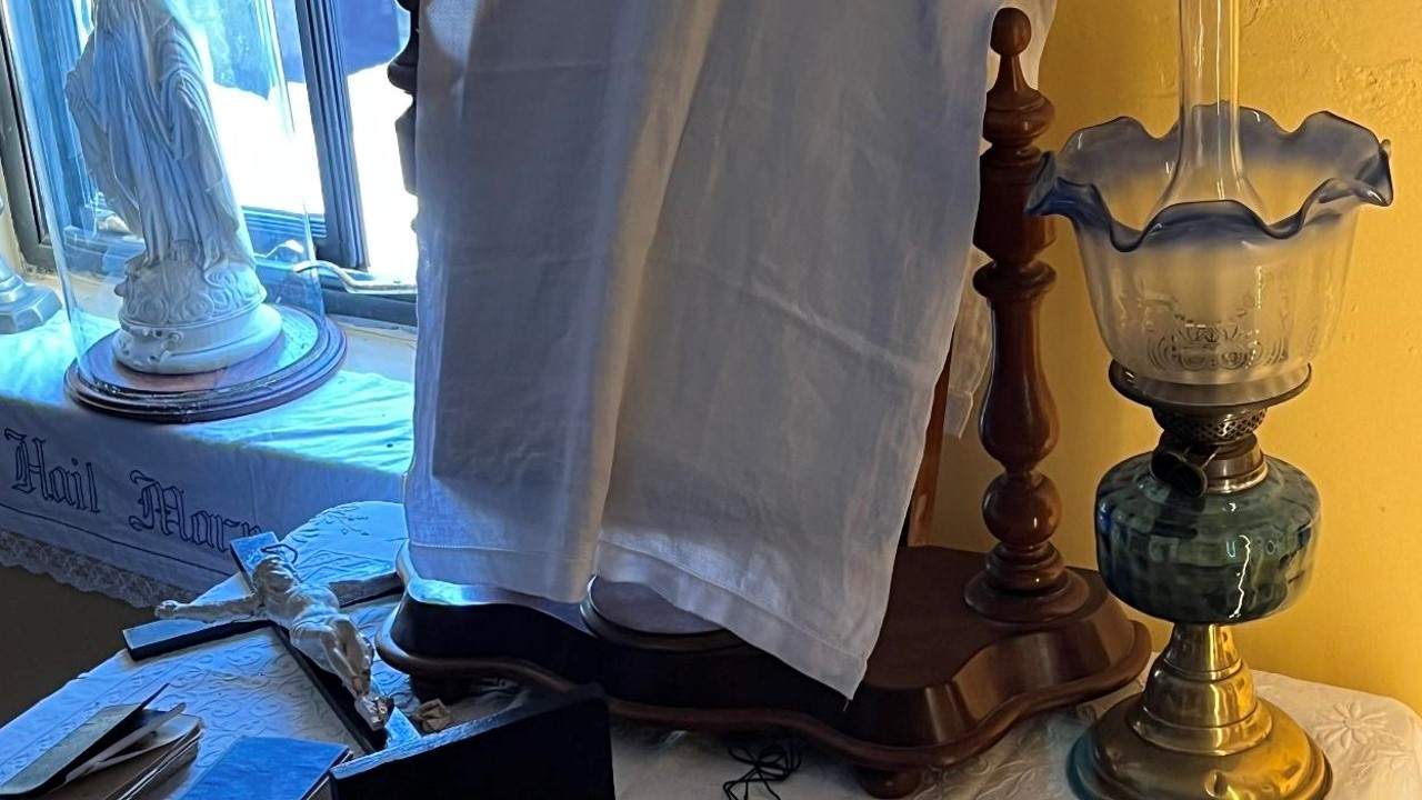 The Irish Wake mirror