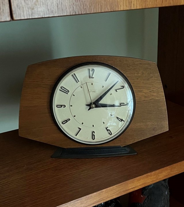 The Irish Wake clock